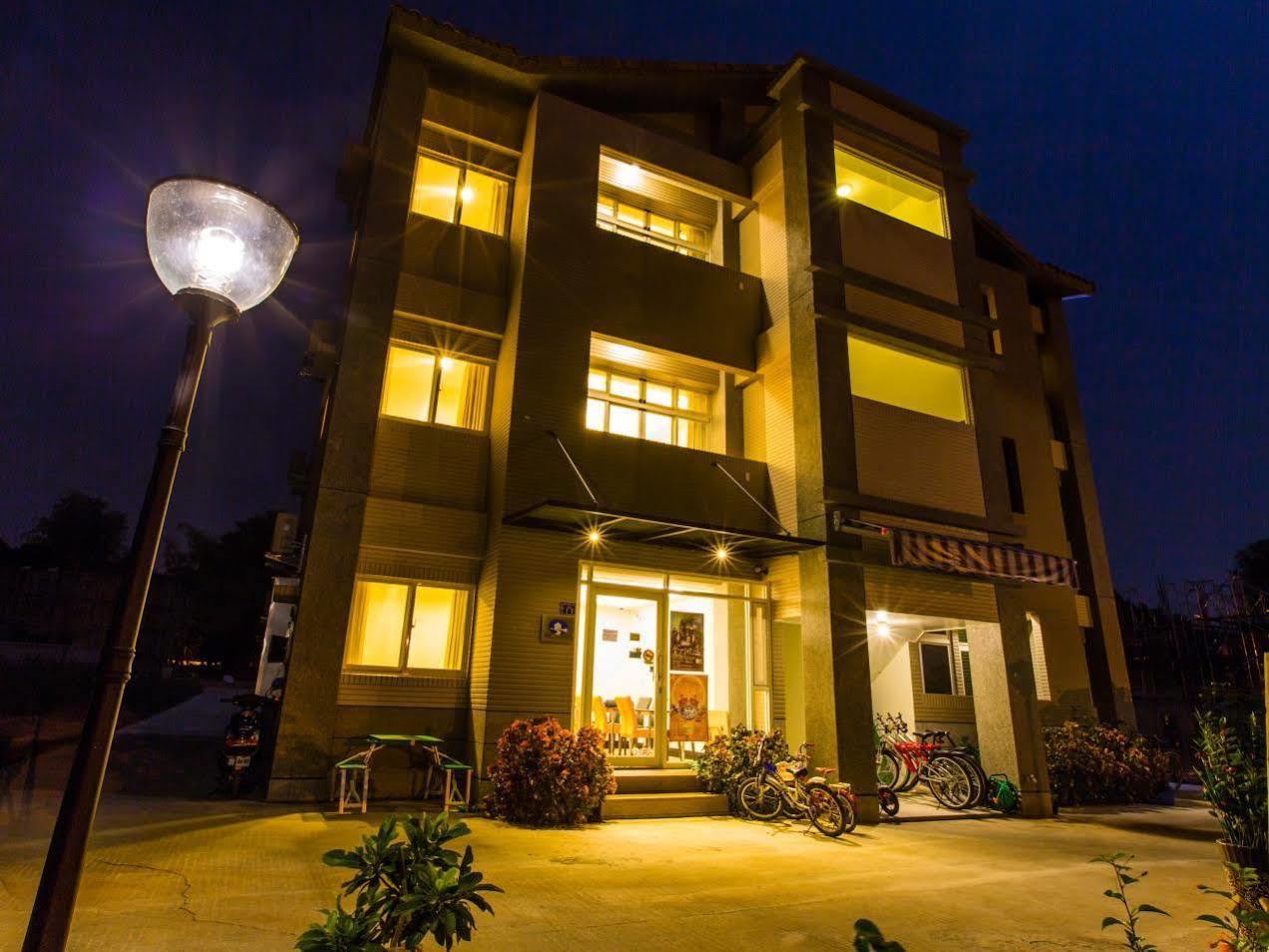 Backpacker B&B Jinning Buitenkant foto