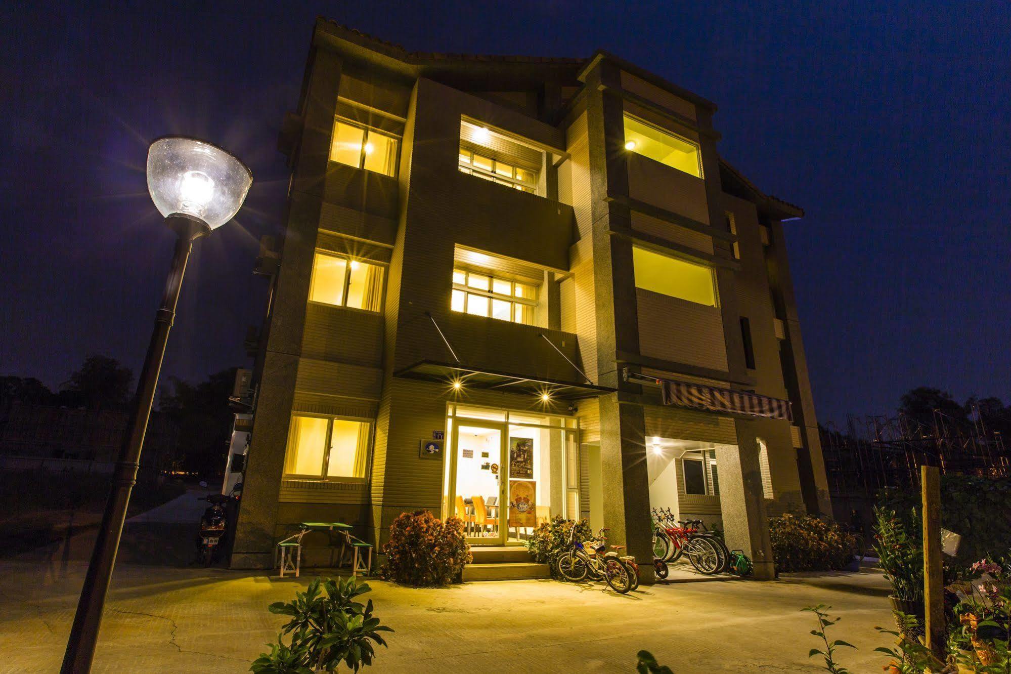 Backpacker B&B Jinning Buitenkant foto